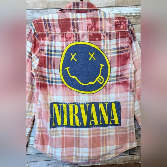 NIRVANA Red and Blue Plaid Casual Button Down Shirt - Picture 2 of 15
